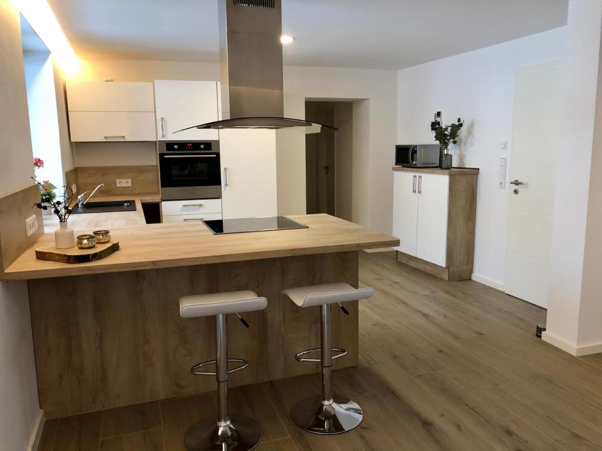 Ferienhaus Traumzeit Neuhutten  エクステリア 写真