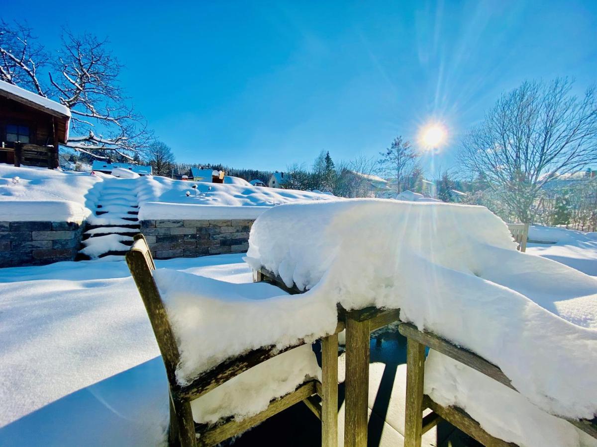 Ferienhaus Traumzeit Neuhutten  エクステリア 写真