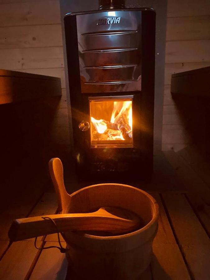 Ferienhaus Traumzeit Neuhutten  エクステリア 写真